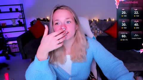 Sheril online show from January 8, 2:56 pm