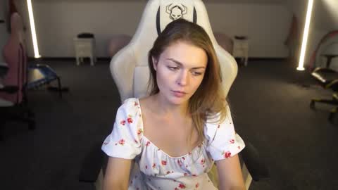 Sheryl online show from September 13, 2:14 pm