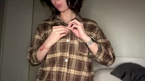 Amy online show from May 25, 3:44 pm