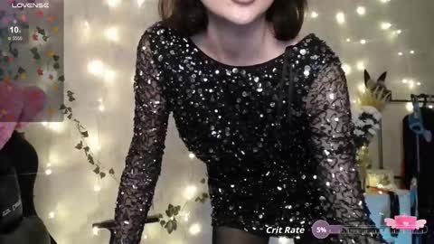 Snapshot of sheslike_firstlove chatting on October 17, 4:54 pm Vanessa online show from October 17, 4:54 pm