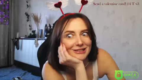 Snapshot of sheslike_firstlove chatting on February 13, 11:39 am Vanessa online show from February 13, 11:39 am