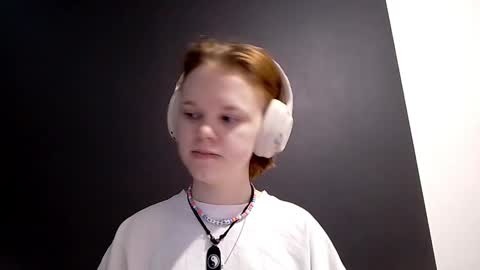 Emma online show from February 8, 8:29 am