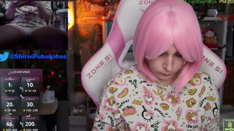 Snapshot of shirayuki_hime chatting on December 10, 11:43 am Im Lilu Rosenblum Guys I have ----Ill be glad to see you there online show from December 10, 11:43 am