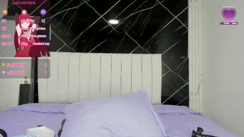 Snapshot of shirleyhott chatting on October 10, 4:12 pm shirleyhott online show from October 10, 4:12 pm