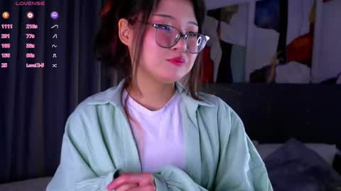Naomi online show from May 5, 11:57 am