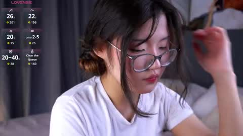 Naomi online show from May 29, 12:03 pm