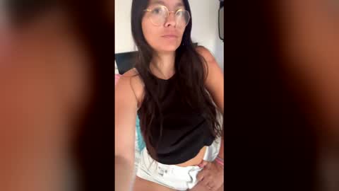 lamai online show from December 15, 3:06 pm