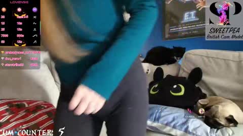 short sweetpea online show from October 16, 8:39 am