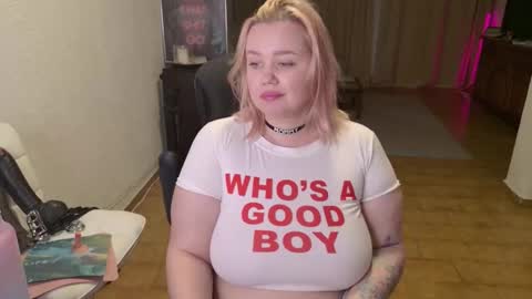 Mimi   online show from February 27, 5:13 pm