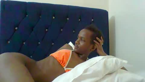 Snapshot of shugar7260 chatting on September 21, 7:51 am shugar7260 online show from September 21, 7:51 am