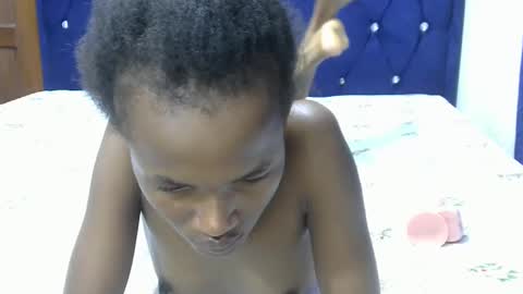 Snapshot of shugar7260 chatting on February 12, 11:40 am shugar7260 online show from February 12, 11:40 am