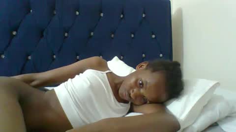 Snapshot of shugar7260 chatting on September 30, 1:22 am shugar7260 online show from September 30, 1:22 am