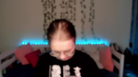 shy_elina01 online show from October 12, 12:29 pm