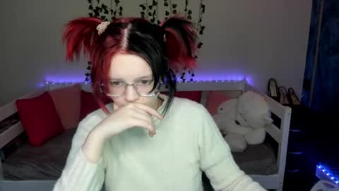 shy_elina01 online show from November 15, 10:49 am