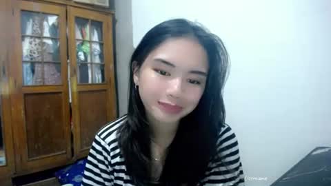 shy_innocent_girl online show from July 5, 2:12 pm