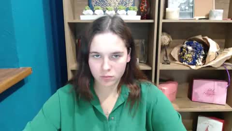 shy_lil online show from October 5, 3:17 pm