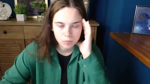 shy_lil online show from September 15, 6:21 am