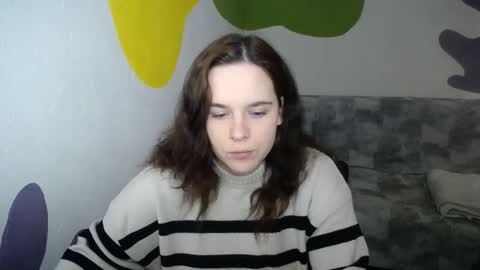 shy_lil online show from December 3, 1:13 pm