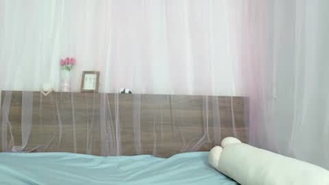 shy_pink_doll online show from July 12, 3:13 pm