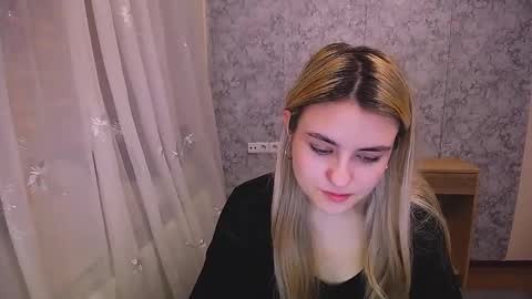 shy_sabrina_ online show from February 7, 8:33 am