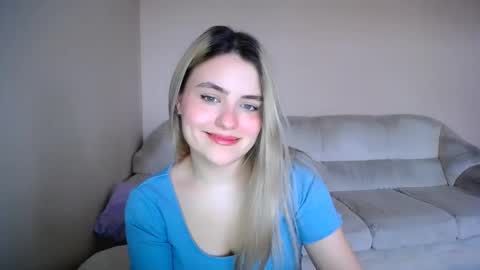 shy_sabrina_ online show from March 6, 9:48 am