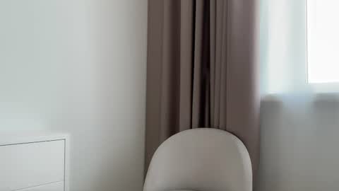 shy_schoolgirl_ online show from July 1, 9:42 am