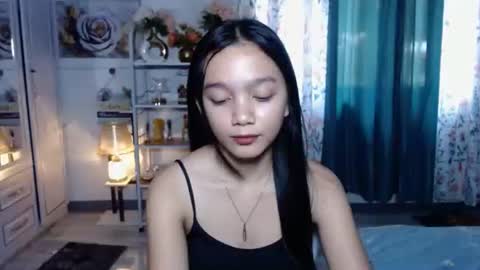 lyn online show from May 31, 3:34 am