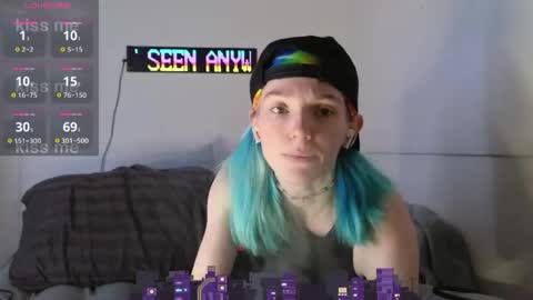 Hippie online show from June 6, 10:27 pm