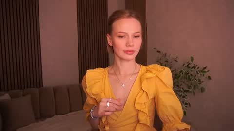 shyysiren online show from July 7, 7:34 am