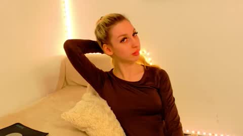 Anastasia online show from March 4, 7:26 am