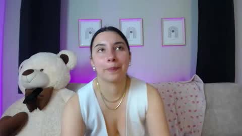 Sia online show from January 6, 10:02 pm