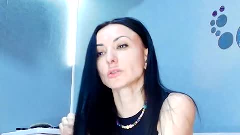 Siaconna online show from May 28, 8:45 am