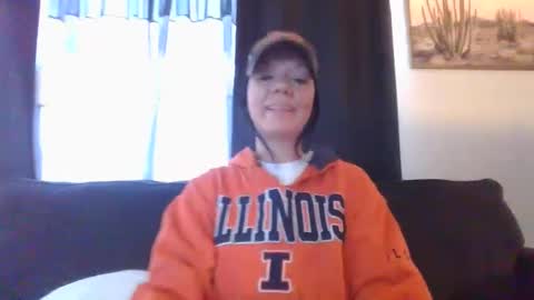 Snapshot of sidneyraee chatting on January 9, 7:40 pm Mrs. St. Patrickk online show from January 9, 7:40 pm