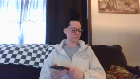 Snapshot of sidneyraee chatting on January 2, 5:29 pm Mrs. St. Patrickk online show from January 2, 5:29 pm