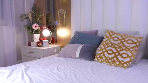 sienna_wilde online show from March 26, 10:22 pm