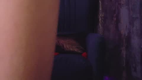 Sienna online show from March 9, 2:15 am