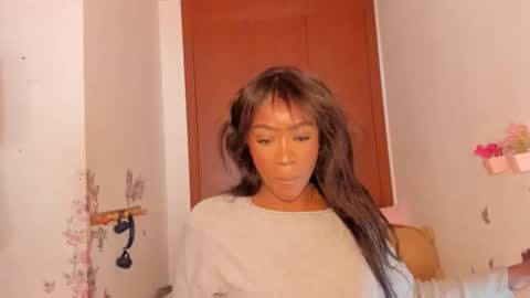 sierra_violet online show from March 29, 12:04 pm
