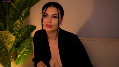 Maria online show from November 19, 11:10 am