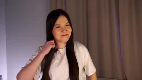 Lisa online show from March 3, 11:16 am