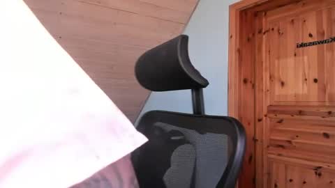 siirena online show from April 1, 1:41 pm