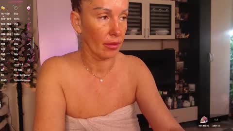 Snapshot of silenaa_sloussen chatting on September 11, 4:46 am silenaa_sloussen online show from September 11, 4:46 am