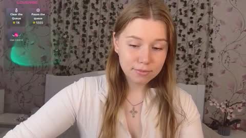 Chloe online show from October 16, 4:59 am