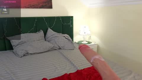 silesta_moon online show from March 2, 7:15 am