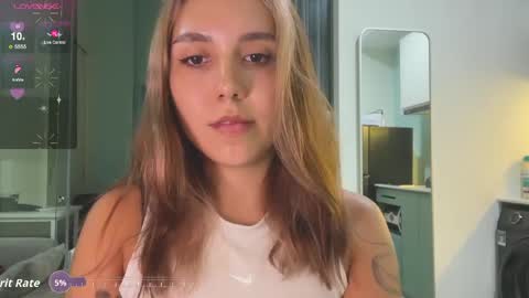 You fav Miss Si online show from May 30, 11:19 am