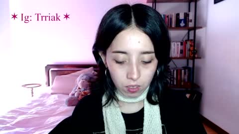 silkbite online show from April 8, 10:12 pm