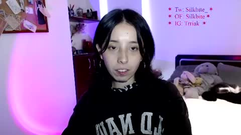 silkbite online show from June 25, 9:49 pm