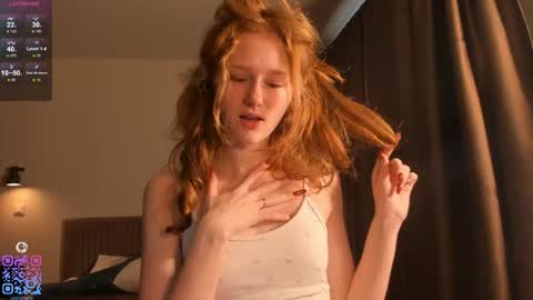 Call me Mia online show from September 26, 9:18 am