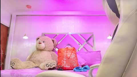 Snapshot of silvana_monroe chatting on September 24, 1:21 pm SIlvana online show from September 24, 1:21 pm