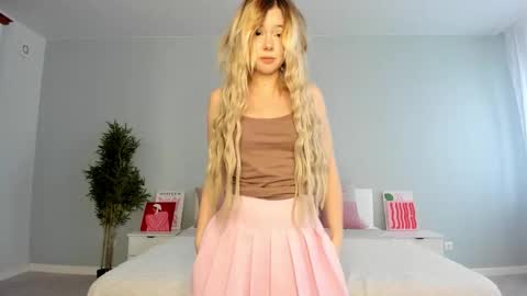 Milana online show from October 14, 9:23 am