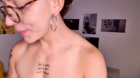 Sim. online show from March 1, 12:45 pm